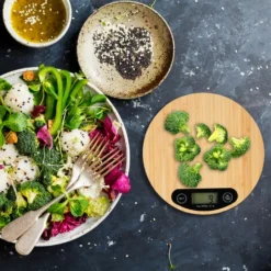 Relaxdays Kitchen Scale Digital, Bamboo, LCD Display, Tare, 5 Kg, Circular Design, 20 Cm Diameter, Natural Wood Colour -Kitchen Appliances Store 49801786 5