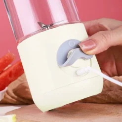 Portable Mini Plastic Fruit Blender 500ml With 6 Personal Stainless Steel Blades Blender For Vegetable Smoothie Shakes USB Rechargeable Electric Blender - White 9 Portable Mini Plastic Fruit Blender 500ml With 6 Personal Stainless Steel Blades Blender For Vegetable Smoothie Shakes USB Rechargeable Electric Blender - White -Kitchen Appliances Store 78699583 5