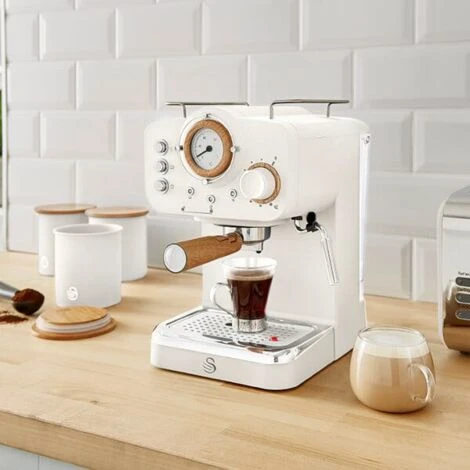 Swan Nordic Cotton White Pump Espresso Coffee Machine 4 Swan Nordic Cotton White Pump Espresso Coffee Machine - Image 4